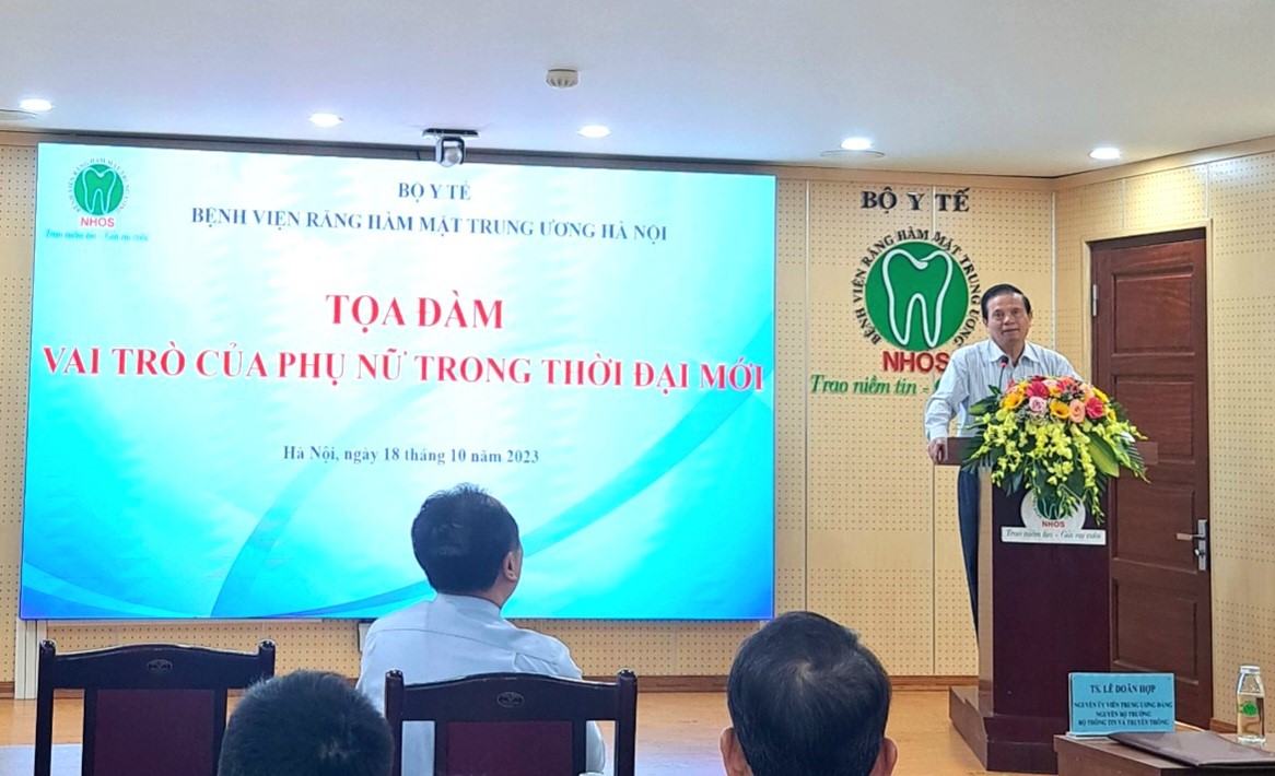 TS. Lê Doãn Hợp – Nguyên Ủy viên Trung ương Đảng, nguyên Bộ trưởng Bộ Thông tin và Truyền thông phát biểu