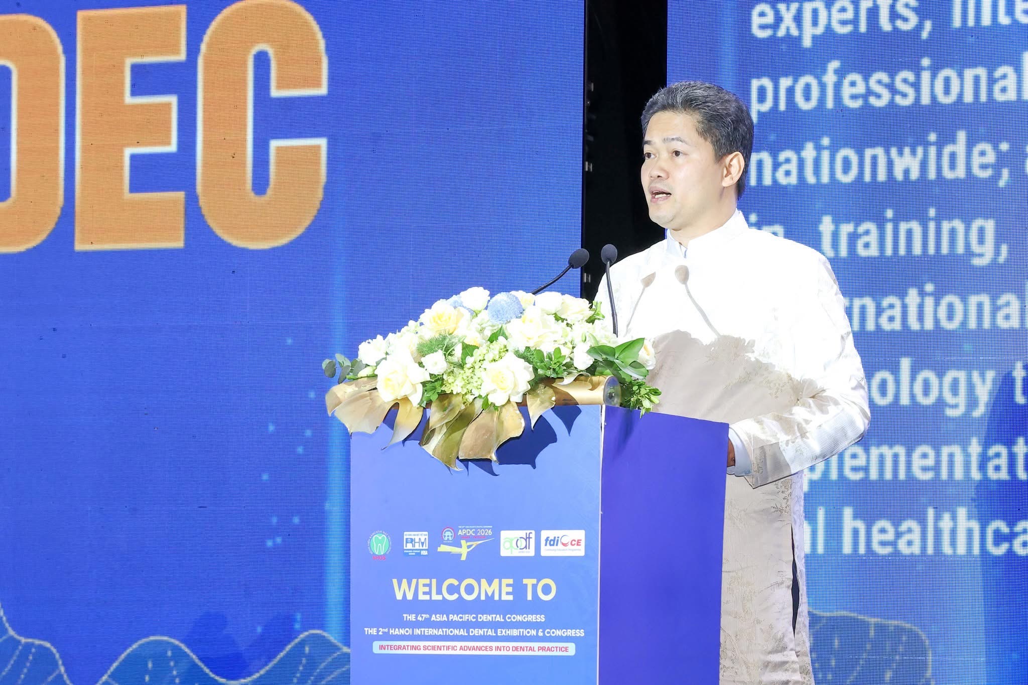 Đồng chí Vũ Mạnh Hà, Ủy viên dự khuyết BCH Trung ương Đảng, Thứ trưởng Thường trực Bộ Y tế phát biểu
