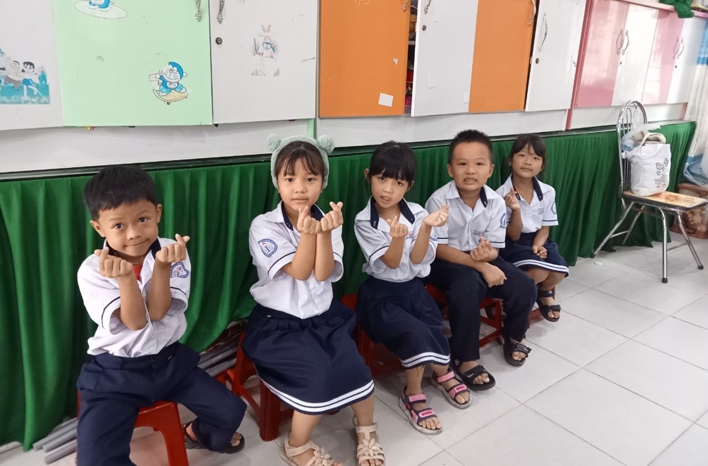 Các em học sinh nhà trường