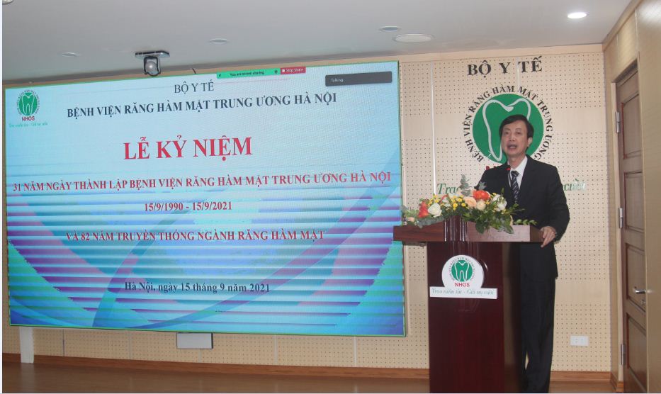 PGS.TS. Nguyễn Quang Bình, Phó giám đốc, Chủ tịch công đoàn, trưởng khoa Gây mê hồi sức chia sẻ tai buổi lễ
