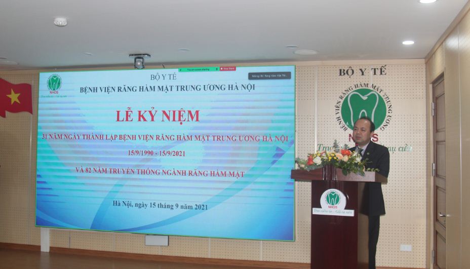 TS Phạm Thanh Hà, Phó giám đốc Bệnh viện phát biểu tại buổi lễ